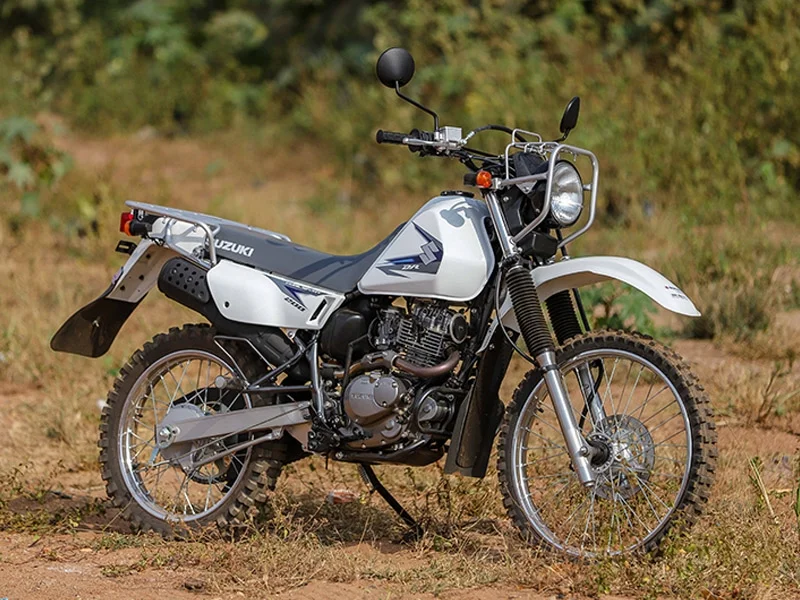 Suzuki DR200